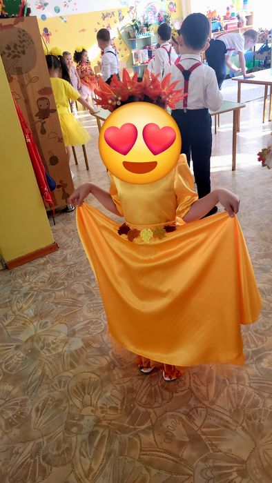 Платье на осенний балл