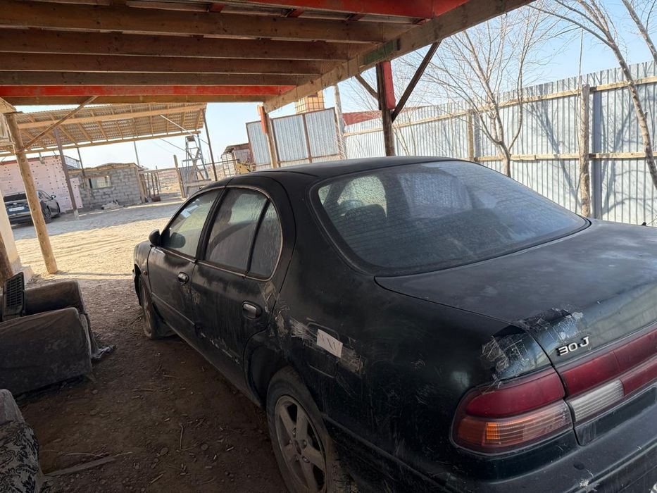 Продам машину Ниссан Максима