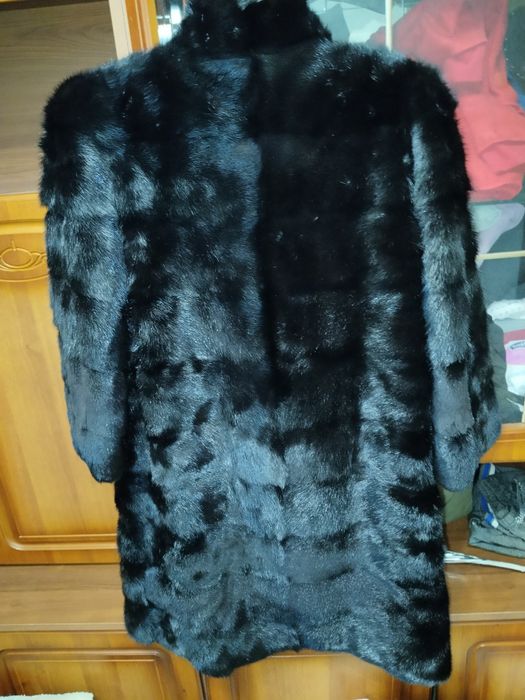 Продам норковую шубу
