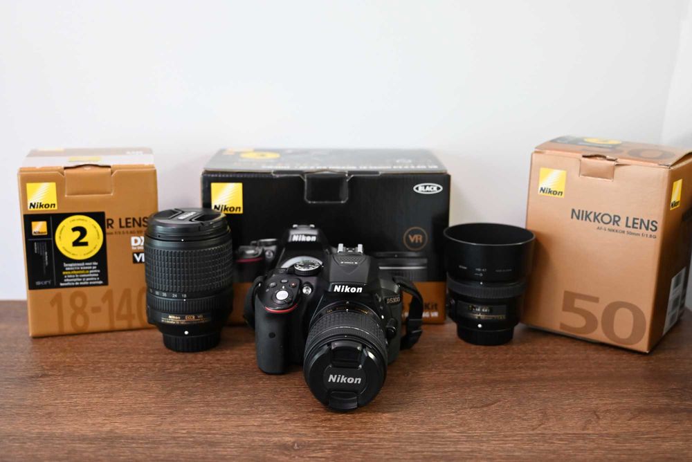Kit DSLR complet Nikon D5300 + obiective 18-55, 18-140, 50 mm