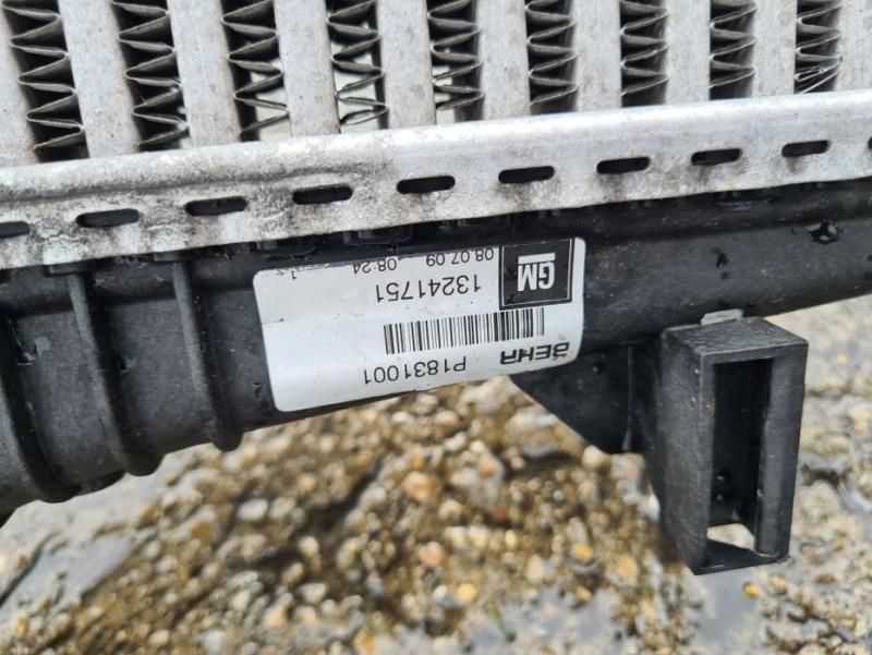 Radiator intercooler Opel Insignia A facelift 2.0 CDTI; 1.6 / 2.0 turb
