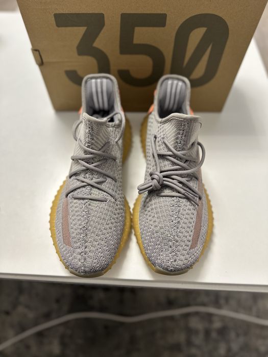 Yeezy Boost 350 V2