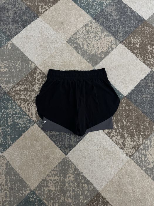 Дамски къси гащи GYMSHARK