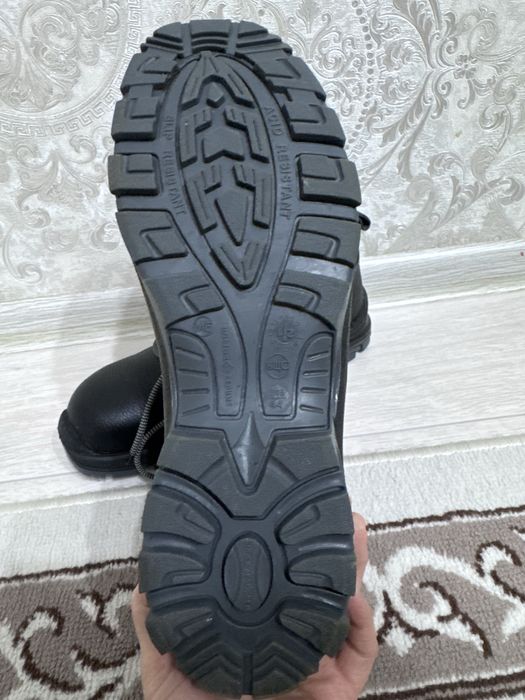 Продам рабочие сапоги