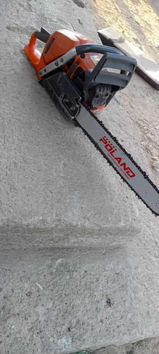 Vând drujba Husvarna367
