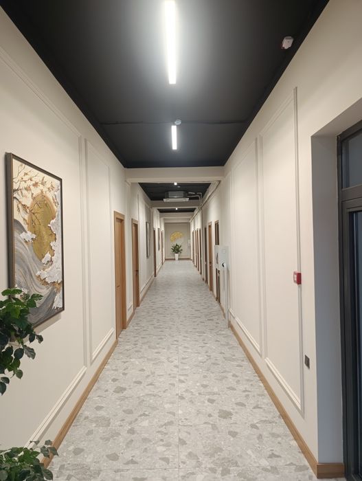 Premium arenda Shayxontohur tumanida 5 qavatli zamonaviy bino