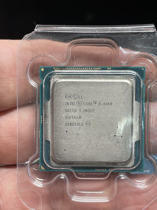 Продам процессор intel core i5 4460 3,2 сокет 1150