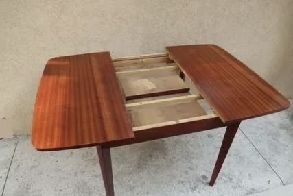 Раздвижной стол.