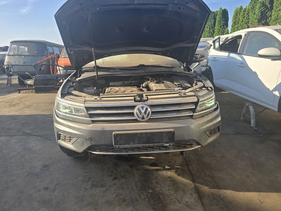 Dezmembrez VW TIGUAN ALLSPACE 2.0 TDI cod DFGA 110KW an 2020