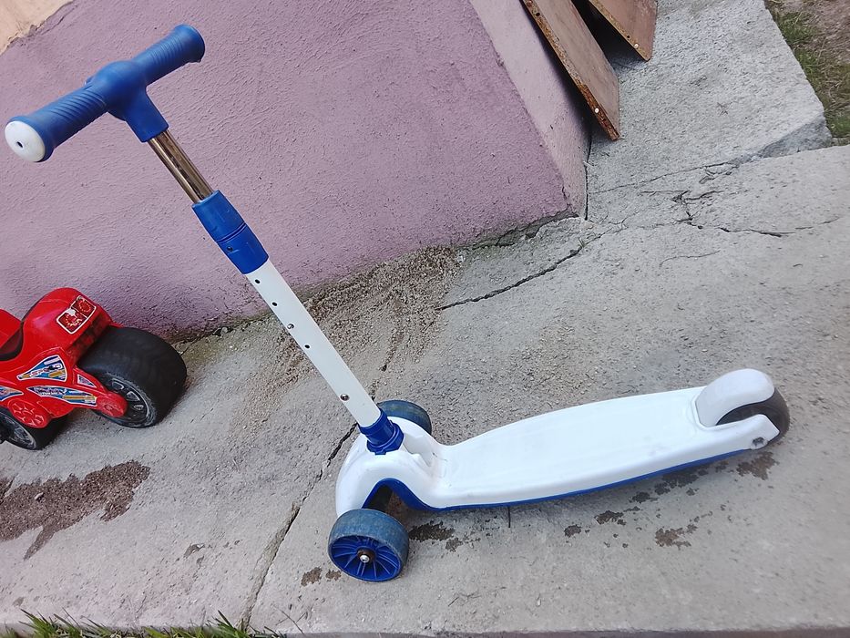 Самокат детский музыкальный