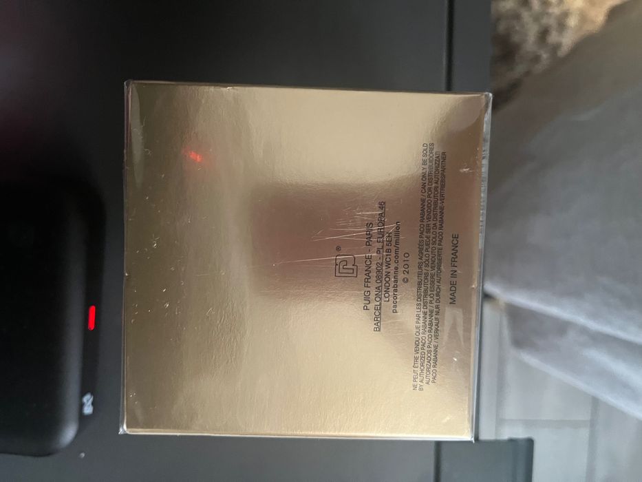 Продавам чисто нов оригинален Lady Million парфюм.