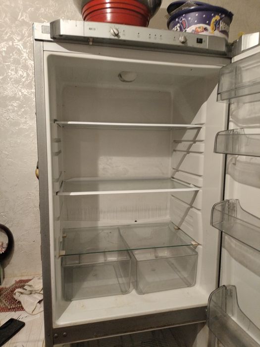 Продаю холодильник АТЛАНТ