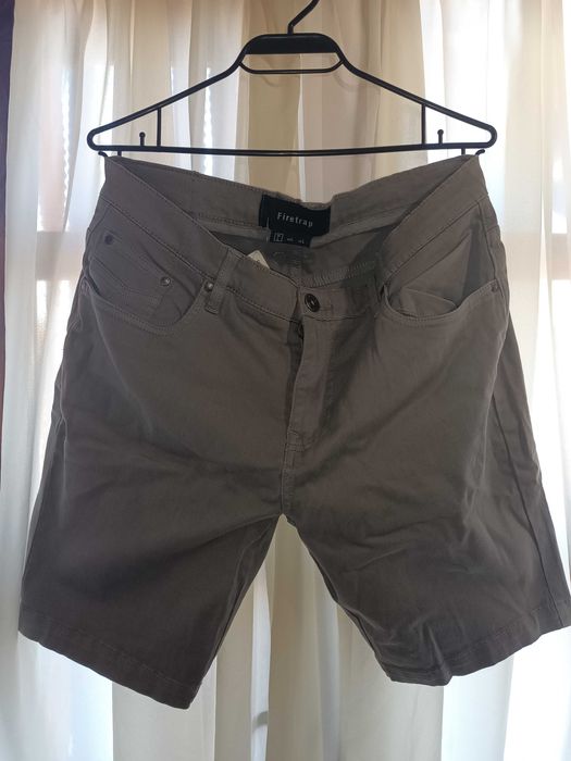 Нови къси панталони