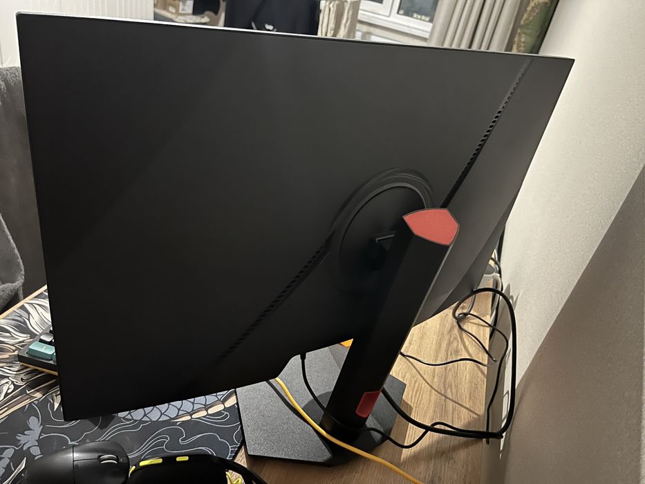 Монитор VEGA 2K разрешение