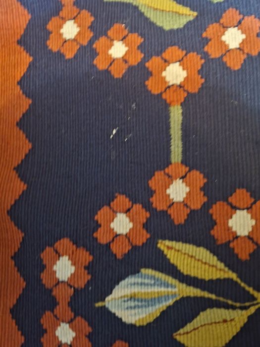 Traditional Handwovem Romanian rug