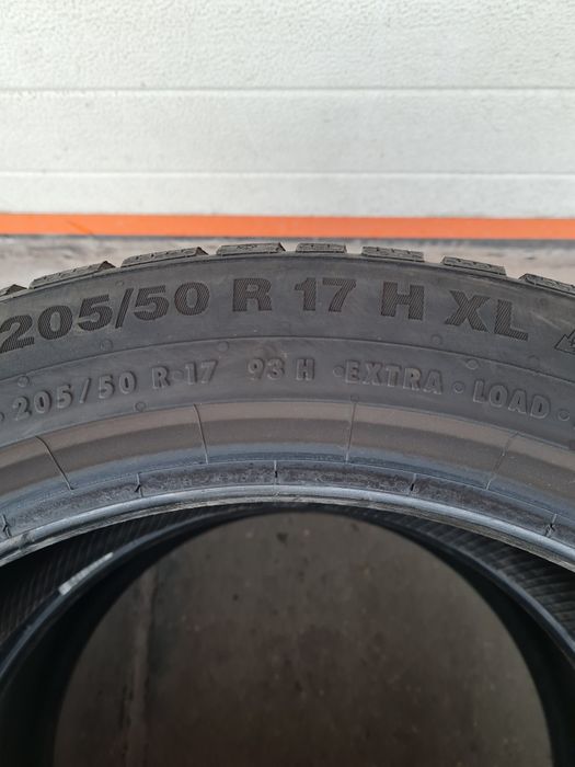 Зимни гуми 2 броя CONTINENTAL WinterContact TS850P 205 50 R17 дот 3819