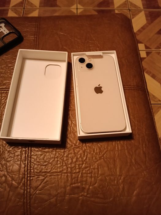 iPhone 13 pink 256 GB