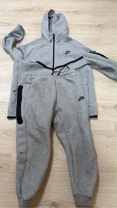 Nike tech fleece Екип от новите модели Чисто Нов!