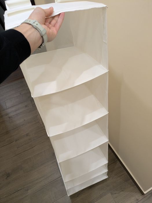 Текстилите органайзер с рафтове за гардероб