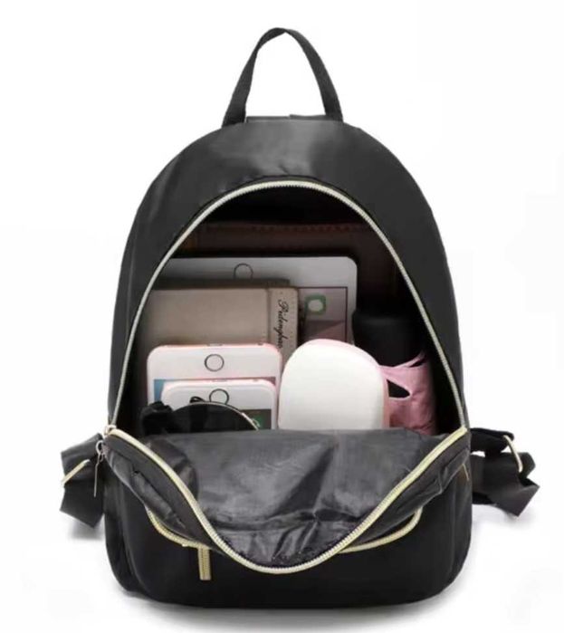 Малка текстилна раница за всекидневна употреба