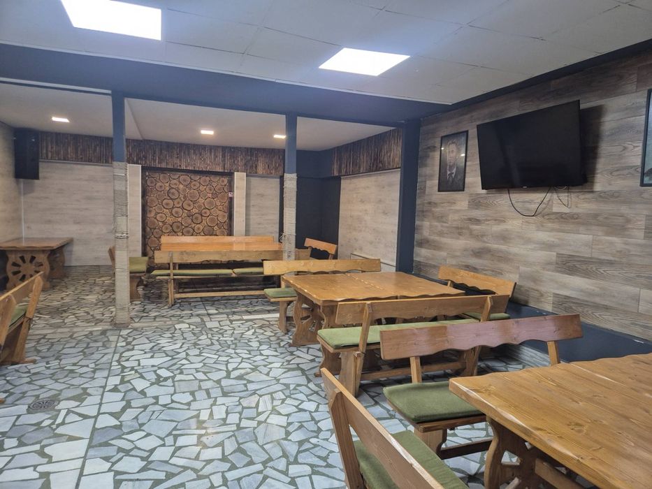 Дава се под наем Заведение в Пазарджик, Идеален център - 200 кв.м за 663 € - Снимка #8