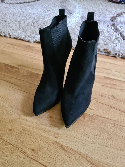 Botine toc inalt