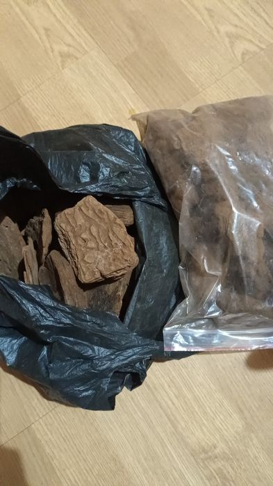 Кора крупная. кокос