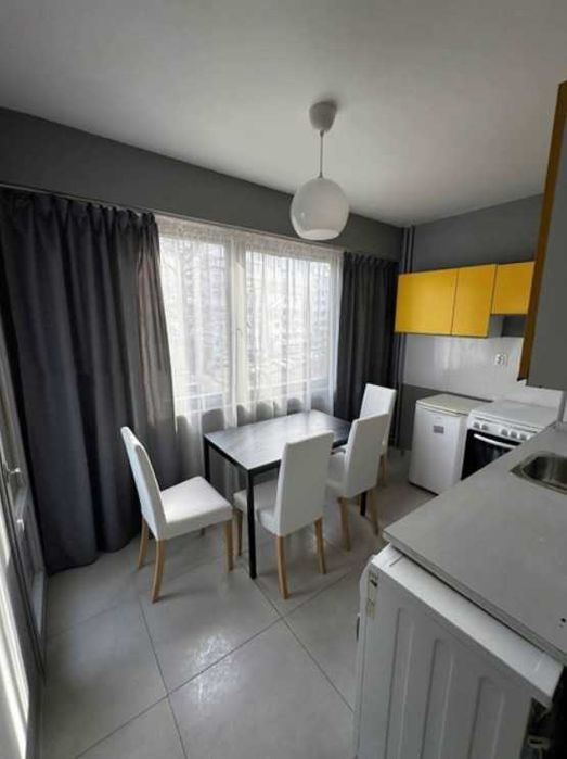 Едностаен апартамент под наем Дианабад