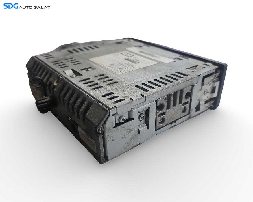 Unitate Radio CD Player Dacia Duster 2010 - 2018 Cod 281155052R [A0208]