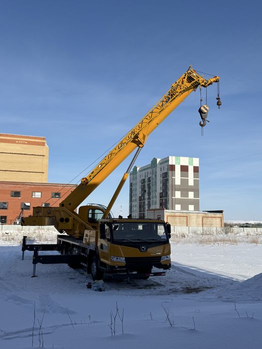 Автокран 25 тонник