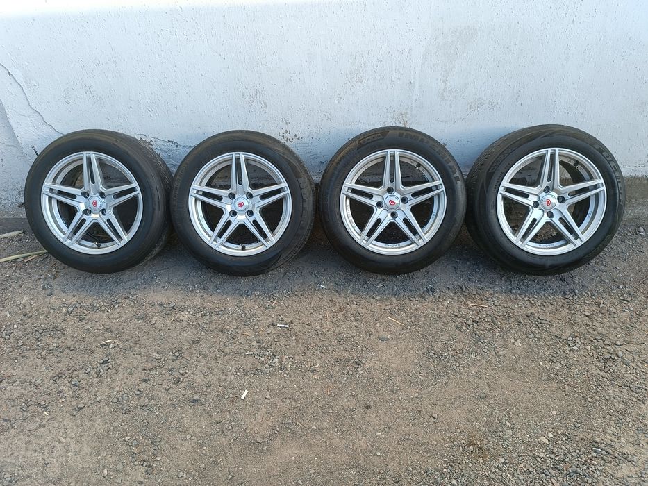 Vossen Diska Balon Sotiladi 195 60 R15 Holati Yaxshi