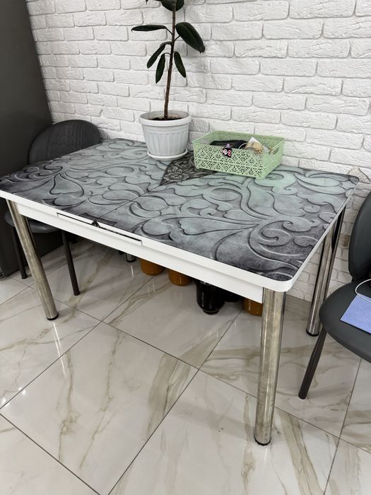 Кухонный стол раздвижной