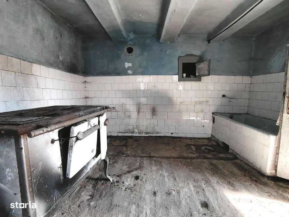 Refugiu autentic aproape de Cluj – 2.946 mp teren, parau, natura si