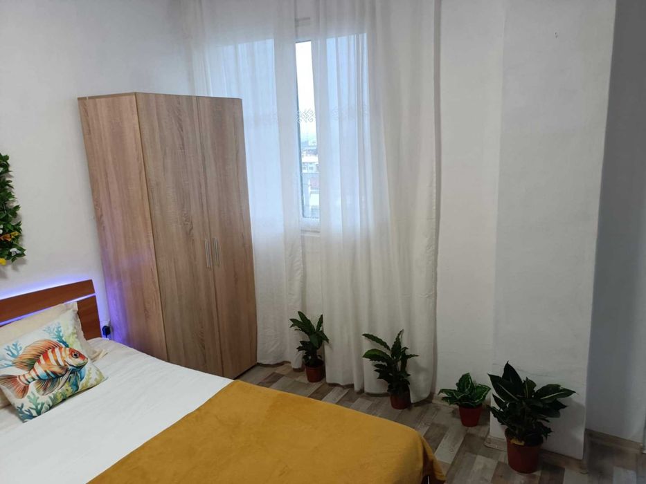 Дава се под наем Едностаен апартамент в Шумен, 2-ри корпус - 54 кв.м за 357 € - Снимка #4