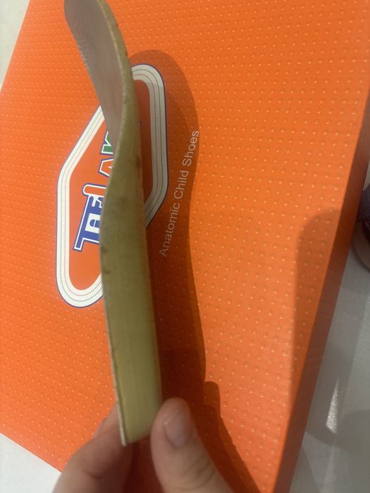 продам кроссовки для мальчиков