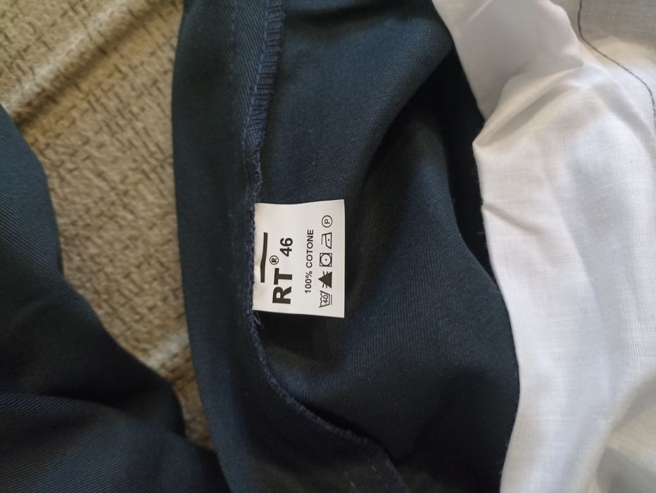 Pantaloni de lucru