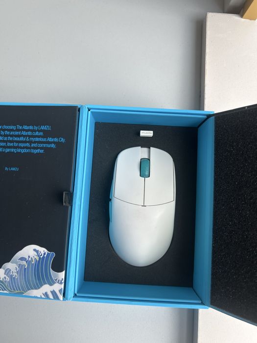 Продам мышку Lamzu Atlantis mini 49g