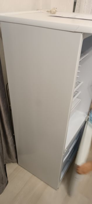 Холодильник бирюса