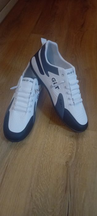 Маратонки 44 номер