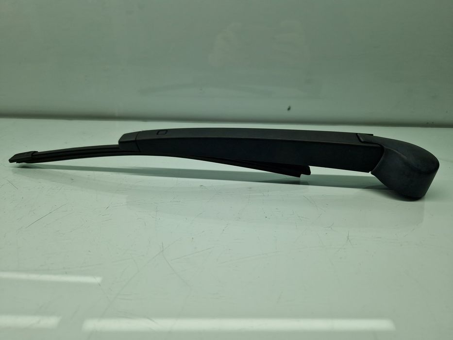 Brat stergator haion Volkswagen Golf 7 (5G) [Fabr 2014-prezent] OEM