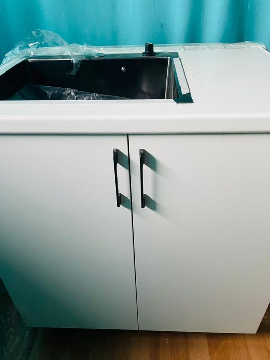 Раковина для кухни с сушилкой