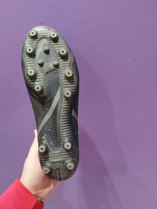 Професионални бутонки nike phantom