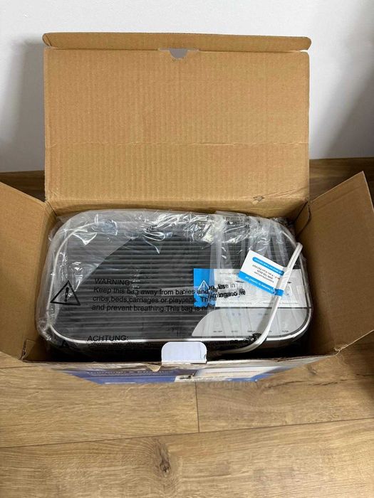 Purificator de aer Levoit Vital 100 , 50W, 120 V , 28 m, stecher USA