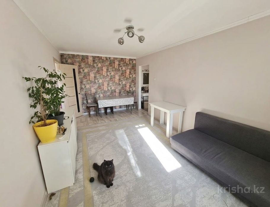 Продам 2 к.кв. в районе Обл.Акимата