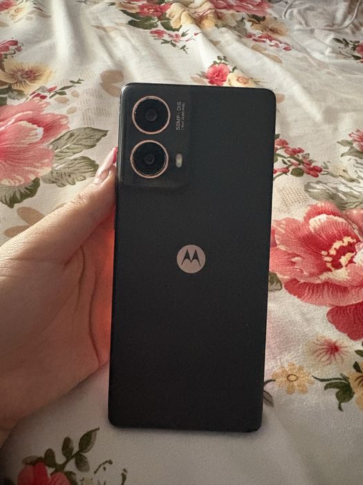 Telefon motorola g85