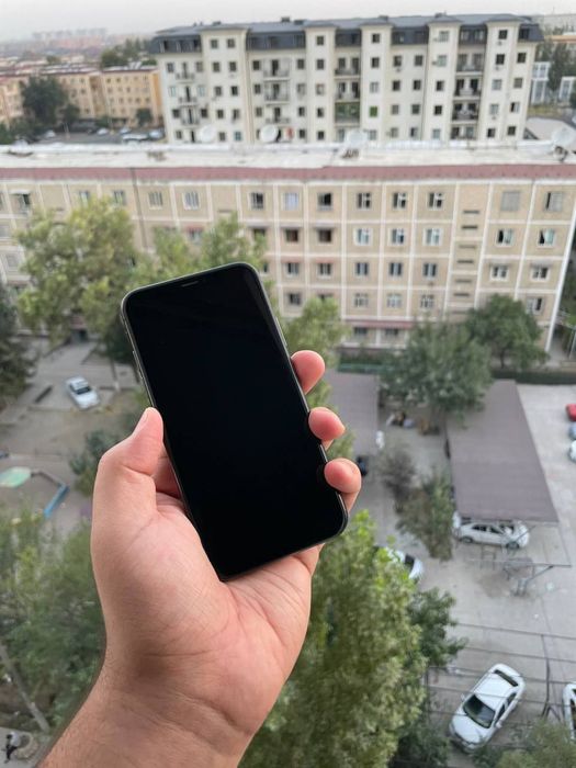 Iphone X  bekorchila tel qilib bezota qb otrmanglar