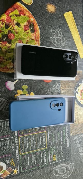 Huawei Y70 4 ram..128