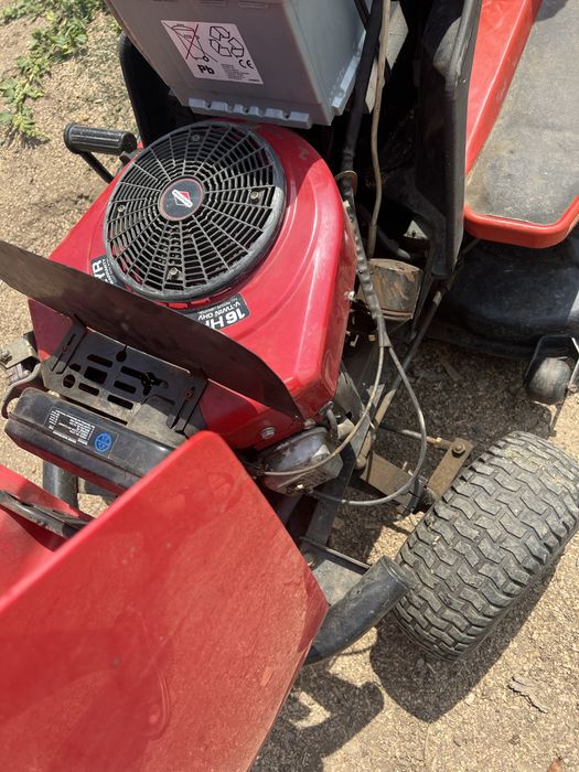 Tractoraș gazon 16 cai