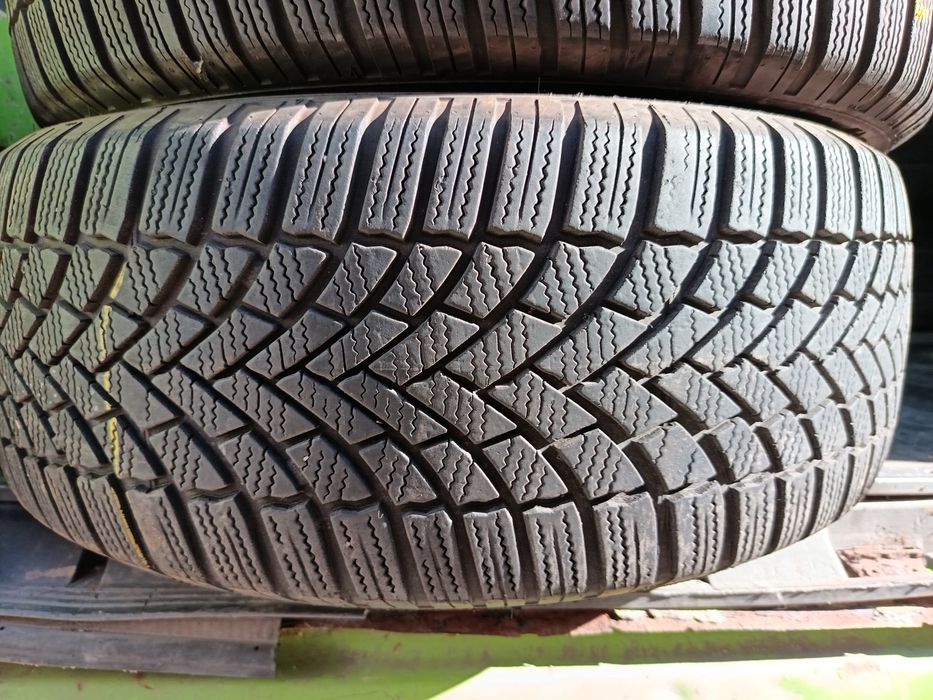 Anvelope de 215 55 17 bridgestone 2022 6.5mn