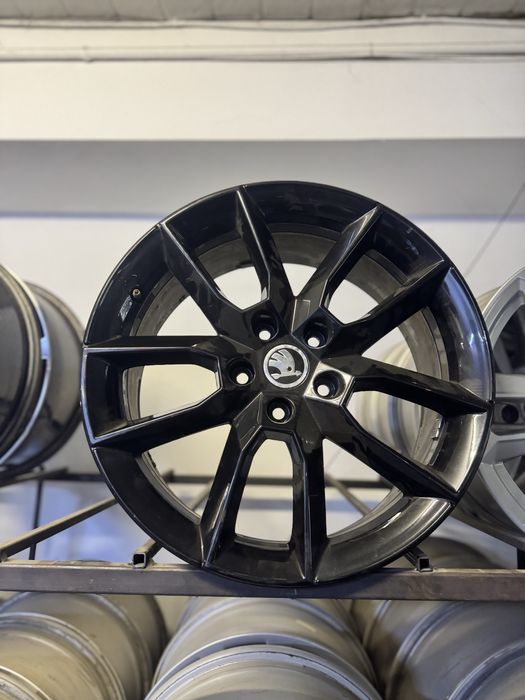 Jante Originale Skoda R18 ,  Karoq, Kodiaq, Octavia , Superb , Stare impecabila !